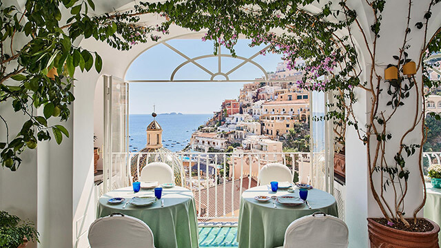 Image of the restaurant at the hotel Le Sirenuse, Positano 