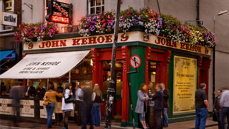 Places to visit and see in Dublin, Kehoe's Pub, Maser street artist, The Winding Stair, Trinity College Library